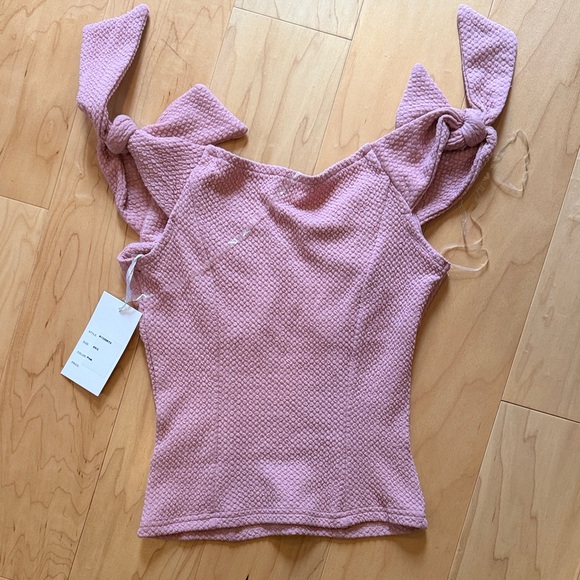 Unique Vintage Pink Textured Blouse - Picture 4 of 4